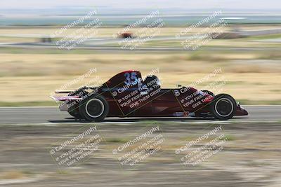 media/Jun-01-2024-CalClub SCCA (Sat) [[0aa0dc4a91]]/Group 4/Race/